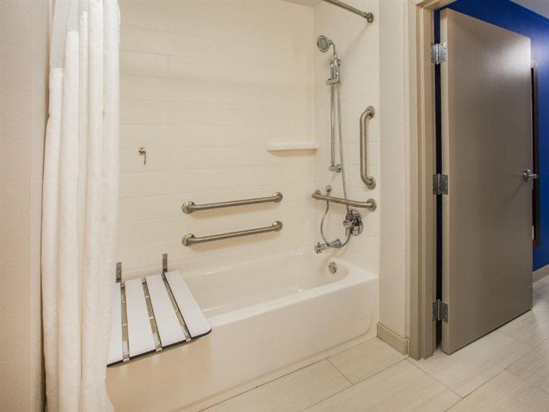 Express & - La Crosse Area, An Ihg