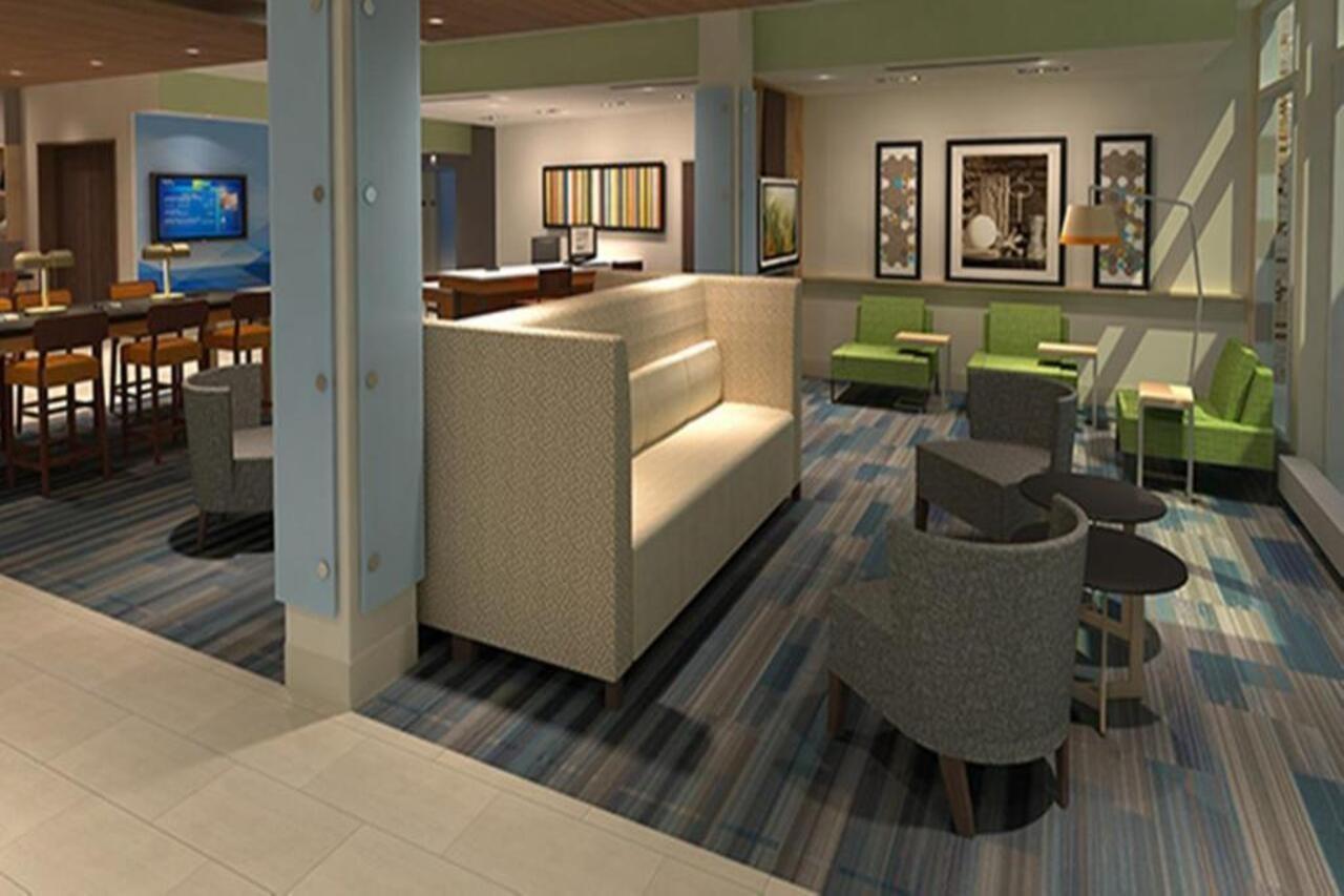 Hotel Express & - La Crosse Area, An Ihg