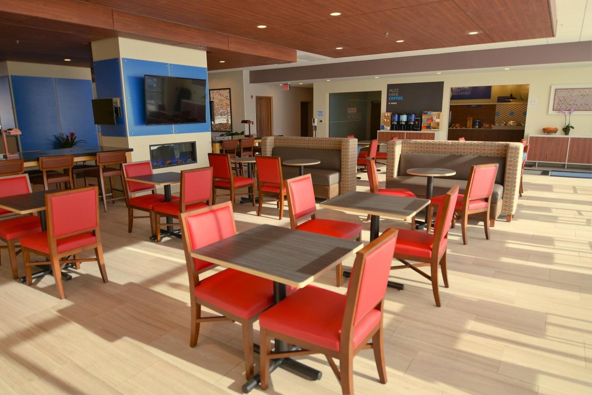Hotel Express & - La Crosse Area, An Ihg