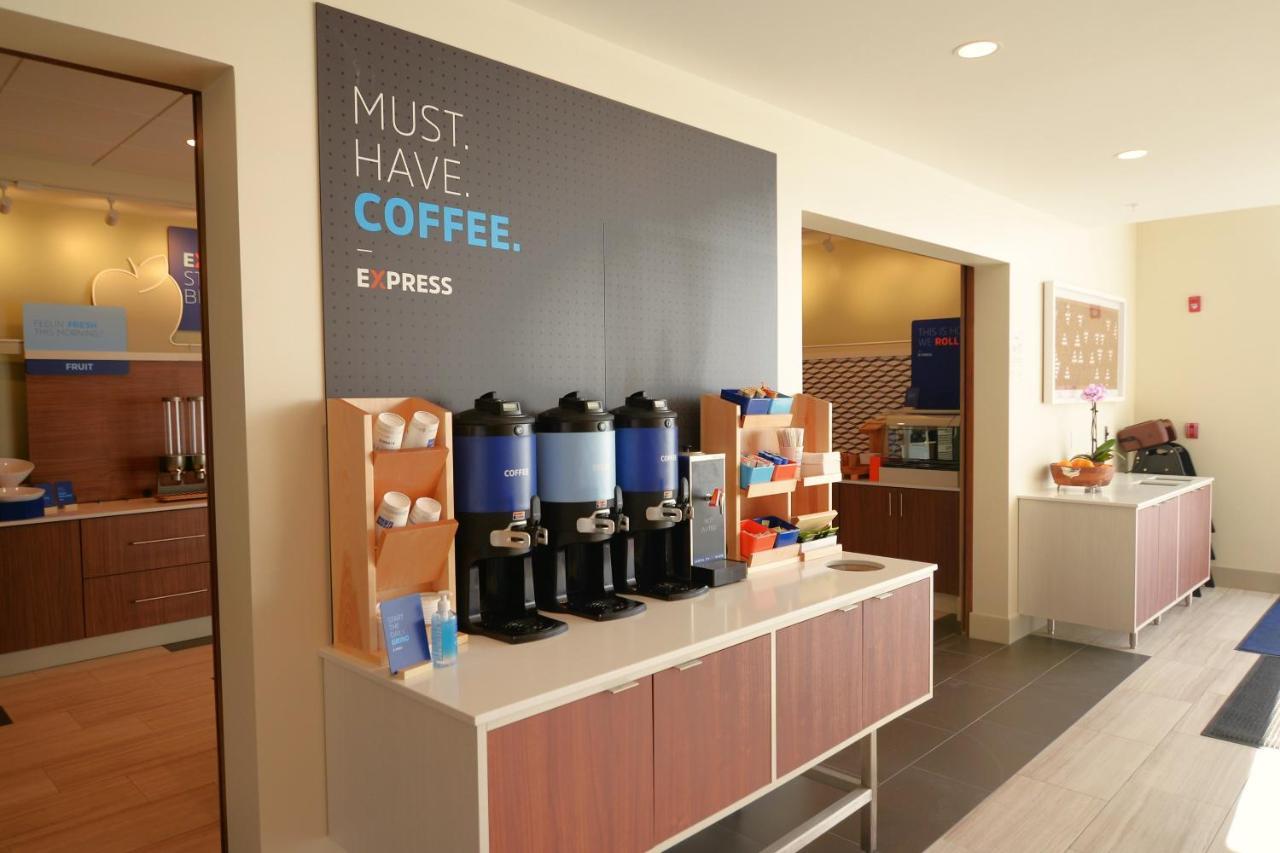 Hotel Express & - La Crosse Area, An Ihg
